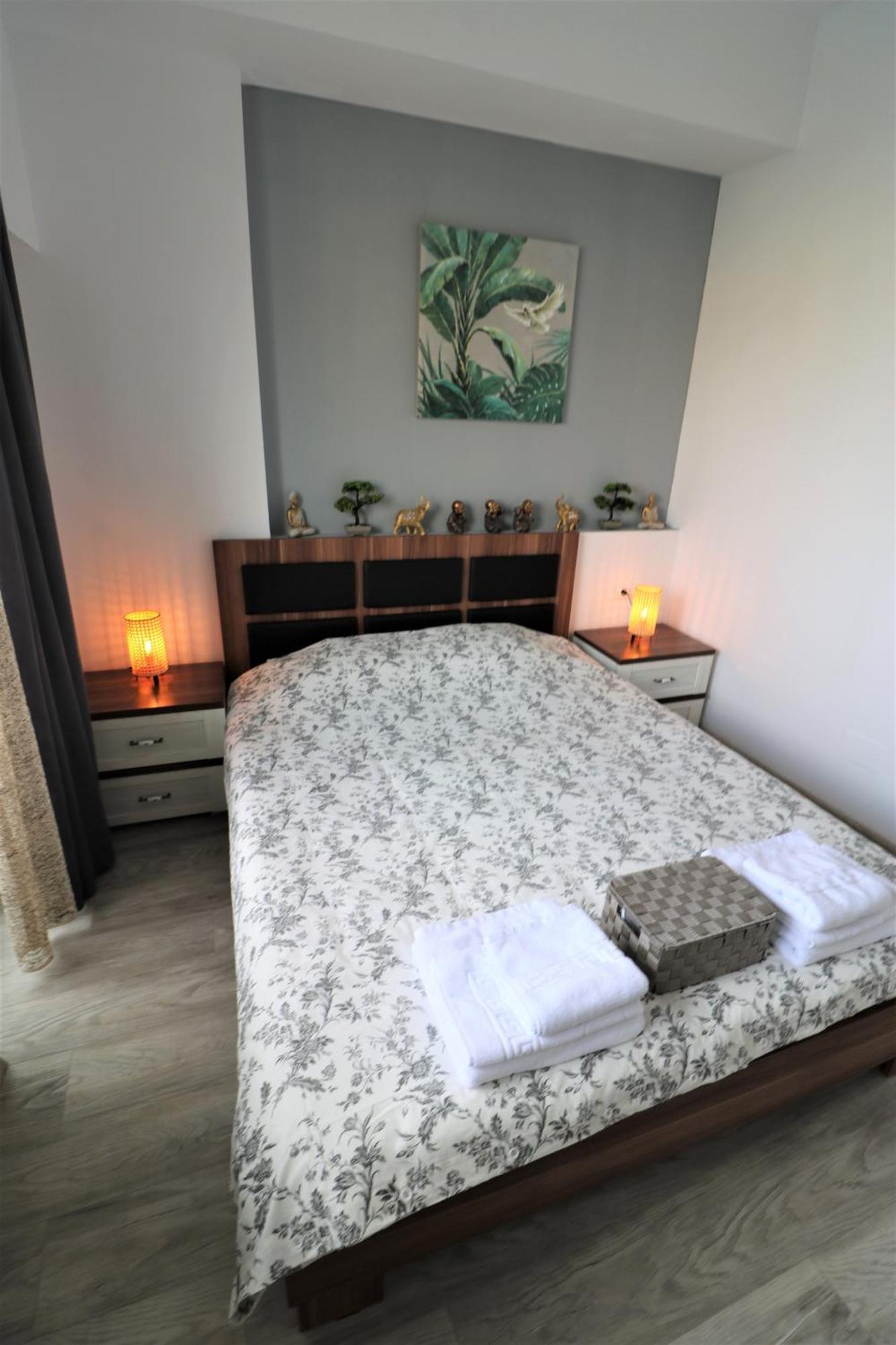 בוקרשט Cozy Deluxe Apartment - Old Town - Free Minibar מראה חיצוני תמונה