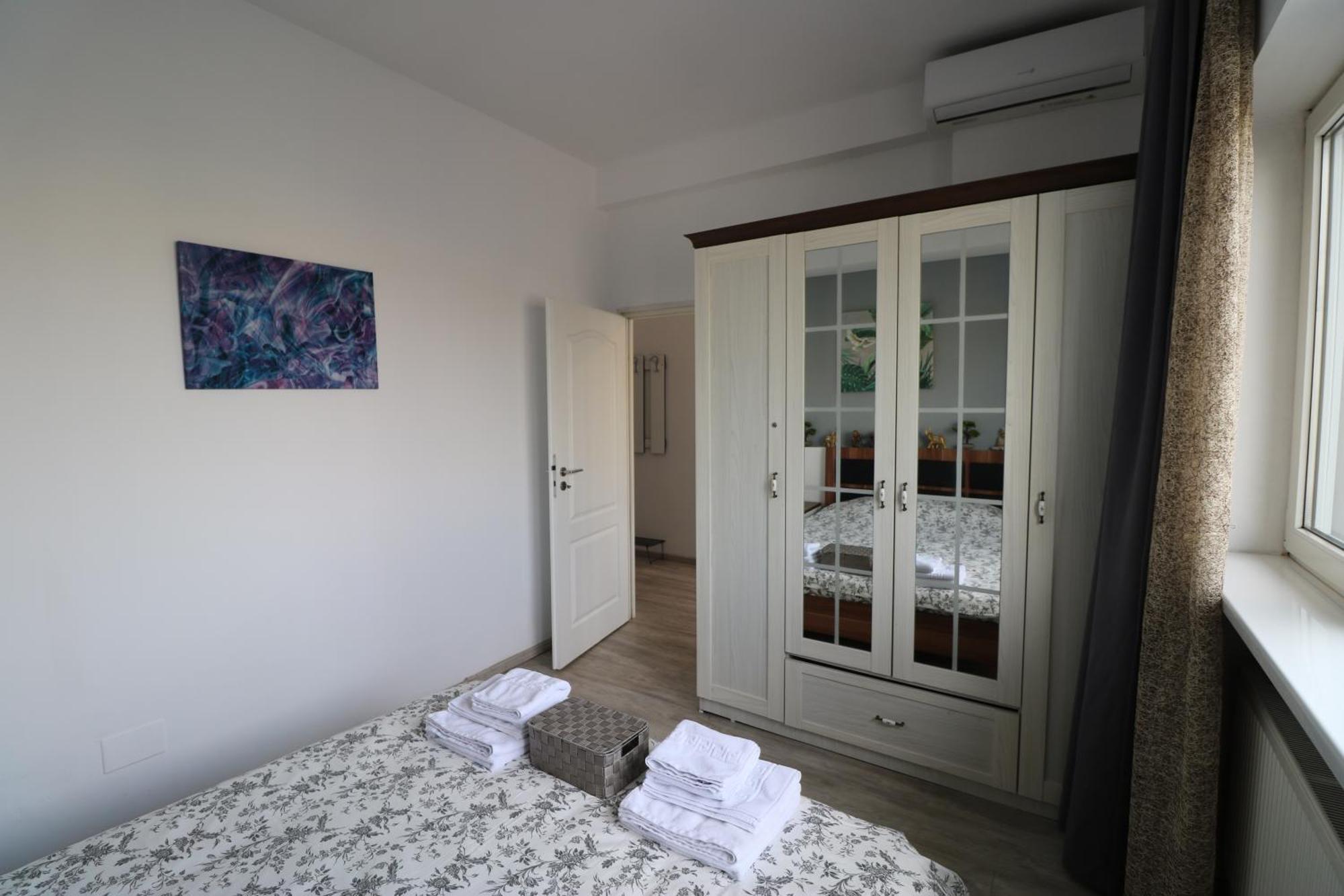 בוקרשט Cozy Deluxe Apartment - Old Town - Free Minibar מראה חיצוני תמונה