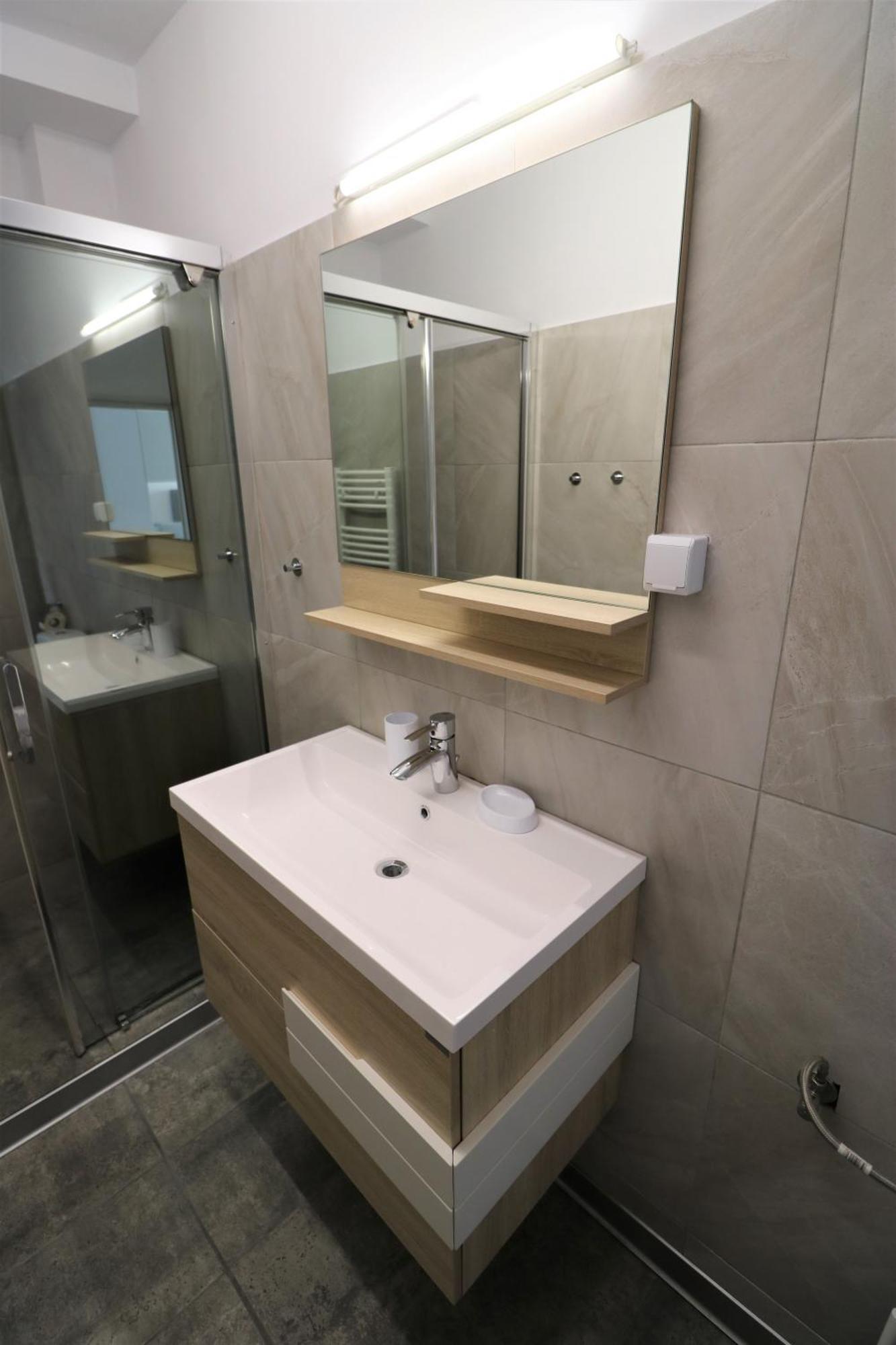 בוקרשט Cozy Deluxe Apartment - Old Town - Free Minibar מראה חיצוני תמונה